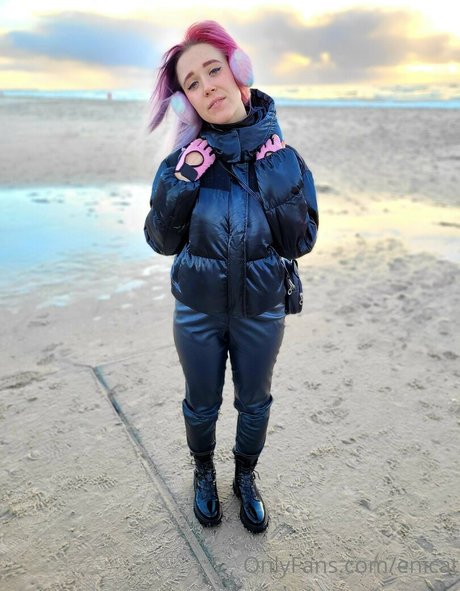 enicat pornstar erotic photos