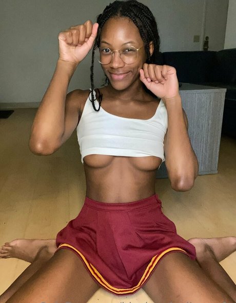 blackandyellownsfw porn actress pictures