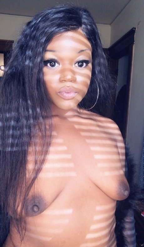 plushd0ll free model photo