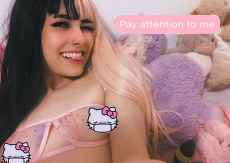 cumsquishfree star nudes gallery