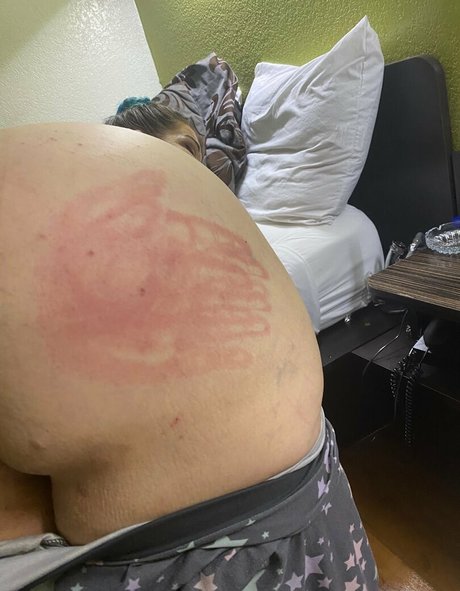 missarianna4u nude model img