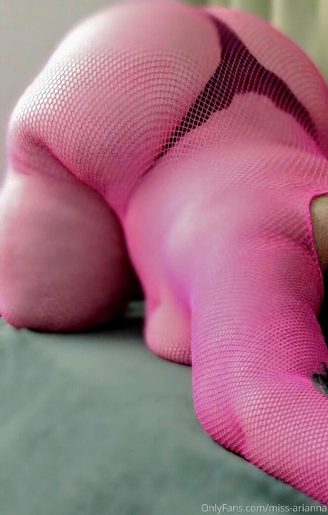 missarianna4u star nice pic