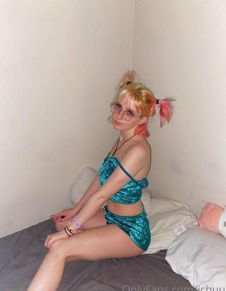 jchuu model top pictures