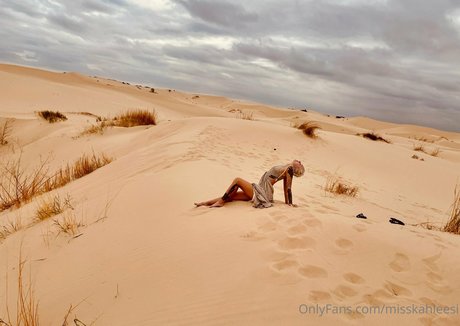 misskahleesi star top pic