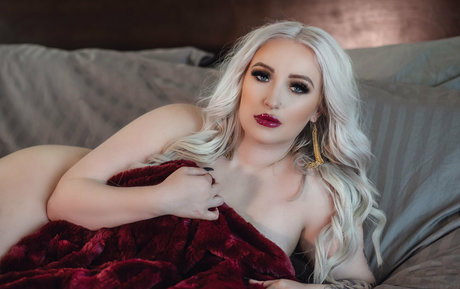 hooters onlyfans top images