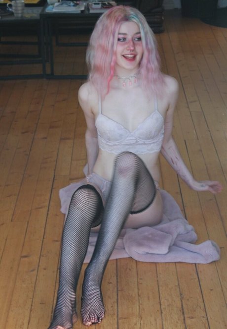 yummyspiceee naked actress img