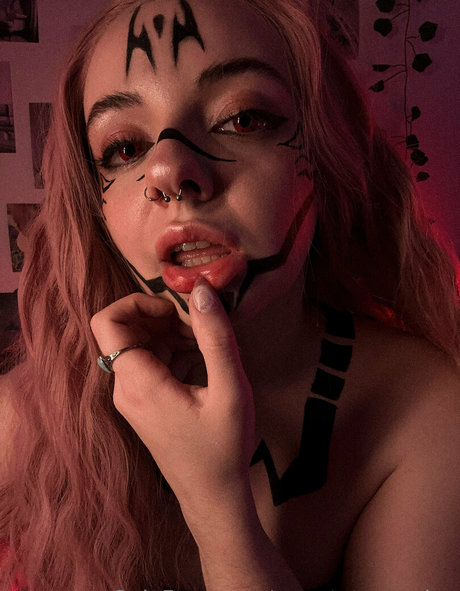 sweetytangerine nudes model gallery