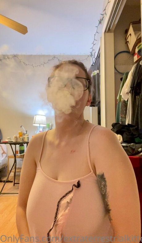 extraterrestrialkitten hot model pictures