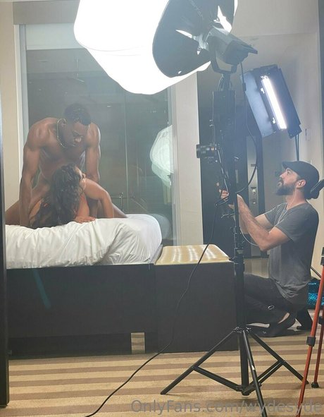 wydesyde exclusive star photos