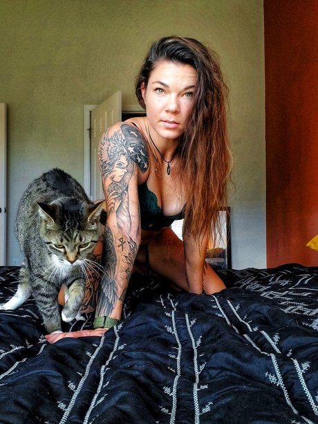 AmericanKat model beautiful galleries