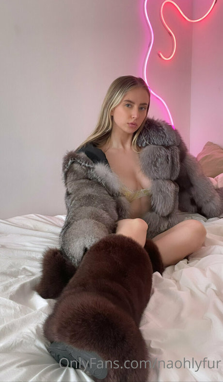 naohlyfur perfect pornstar pic