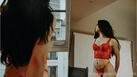 Sofia Porzio model naked img