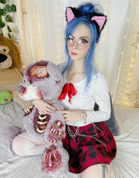 vekha k adult actress img