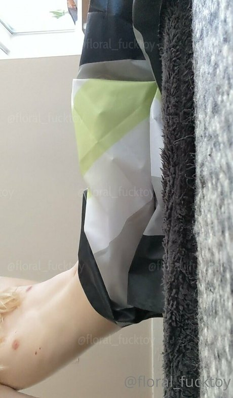 floral fucktoy pornographic model images