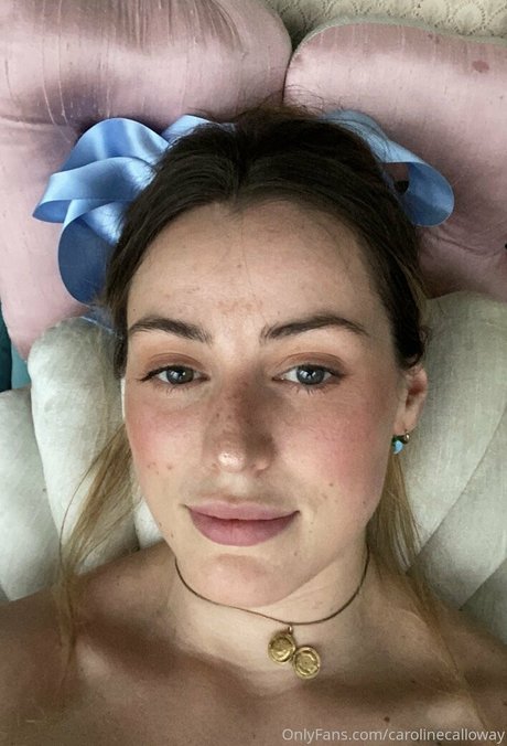 carolinecalloway star high quality pictures