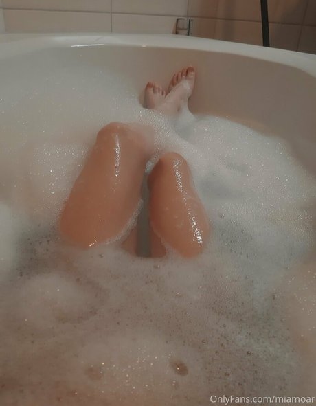 miamoar pornstar sexy photos