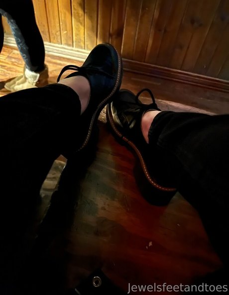 jewelsfeetandtoes high quality model images