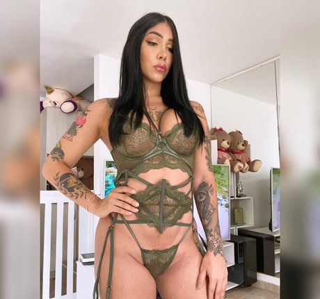 blonde shemale onlyfans porno pic