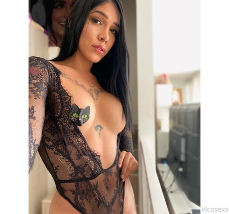vicosexx model top image