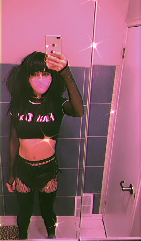 model onlyfans hot naked galleries