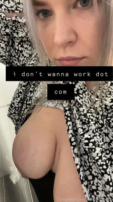 yourhippocumpus naked model image