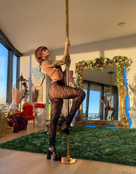 ebony midget onlyfans beautiful nude img