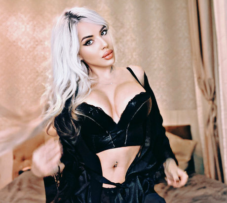 yannaluxfree pornstar galleries