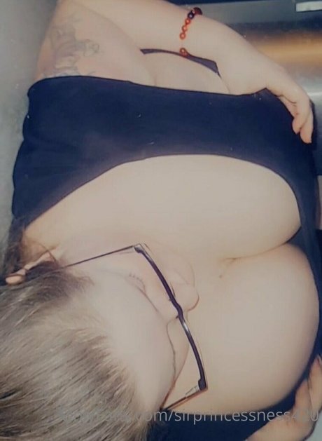 sirprincessness420 star nude photo