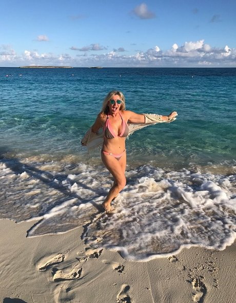 Lenna Paytas adult star images