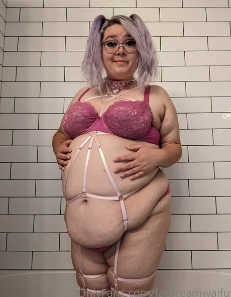 fatdreamwaifu erotic pornstar image