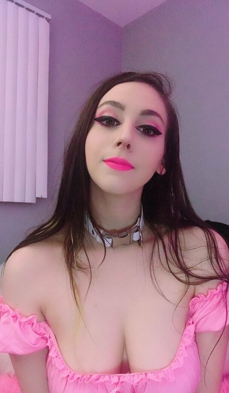 lunackitsuen model porn photos