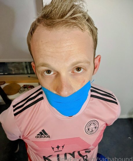 sachabound model free photo