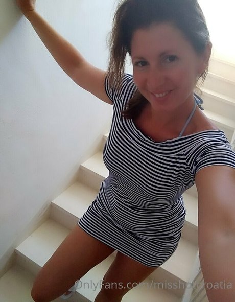 misshotcroatia star art photos