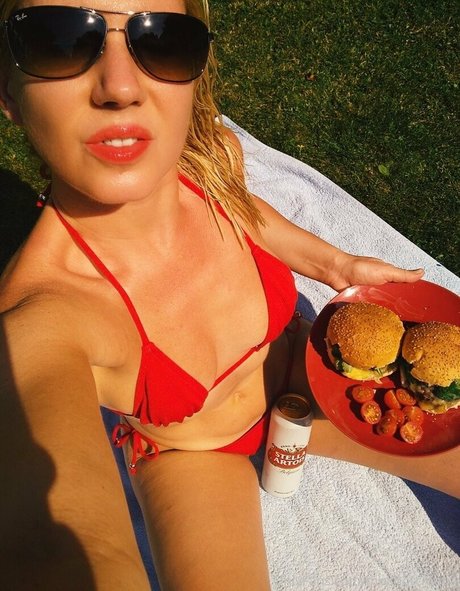 misshotcroatia porn star photo