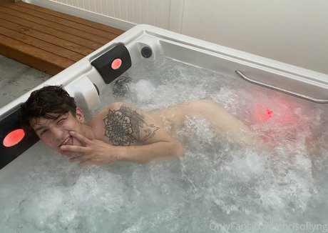 chrisoflyng pornstar images
