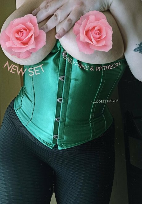 cosplay masturbation onlyfans erotic pic