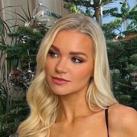 Abbie Quinnen pornographic actress image