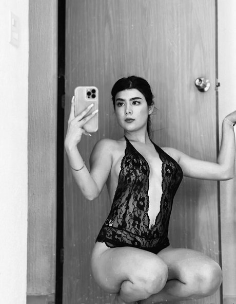 curvy kitty onlyfans xxx photos