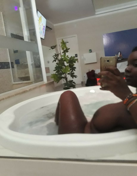 blackcowbitch erotic actress images