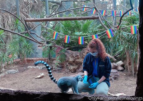 old milf onlyfans free nude pic