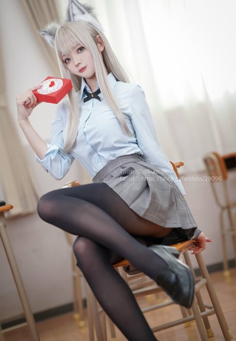 kuro 7n pornstar picture