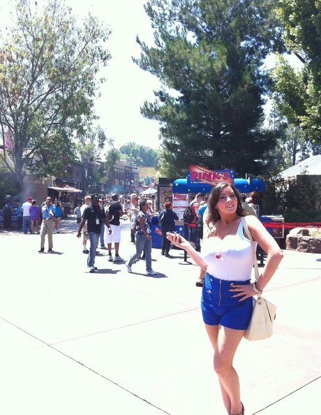 Stephanie Fox model pretty photos