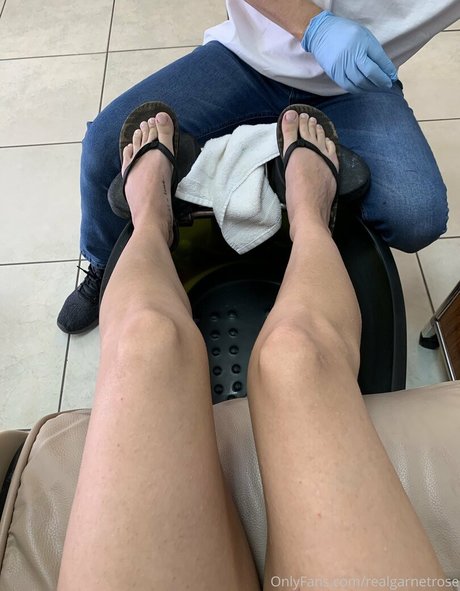 realgarnetrose pornstar perfect pictures