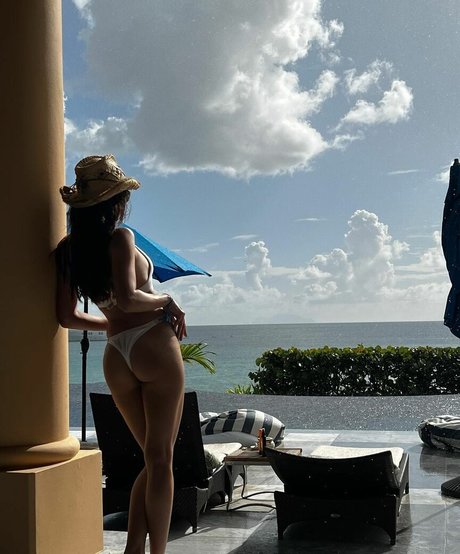 Dana Paola star adult pics