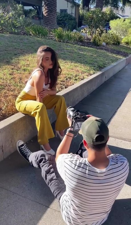 Ava Allan pornstar art pictures