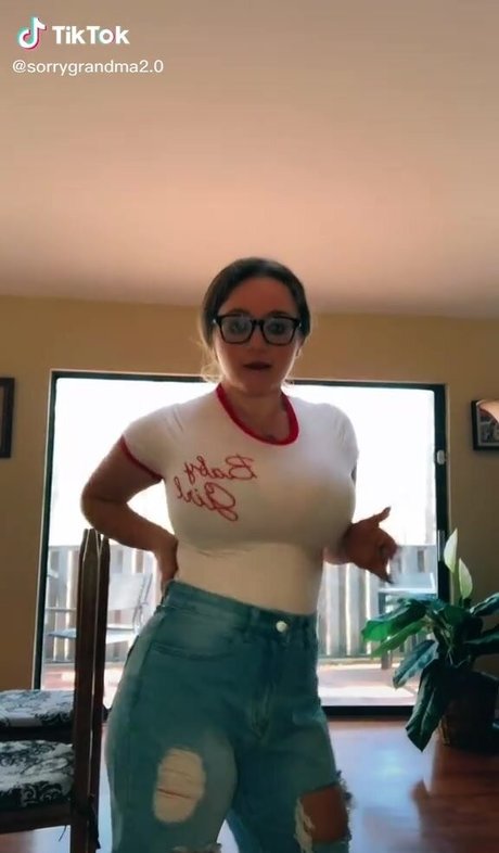 small tits asian onlyfans hot sexy pictures