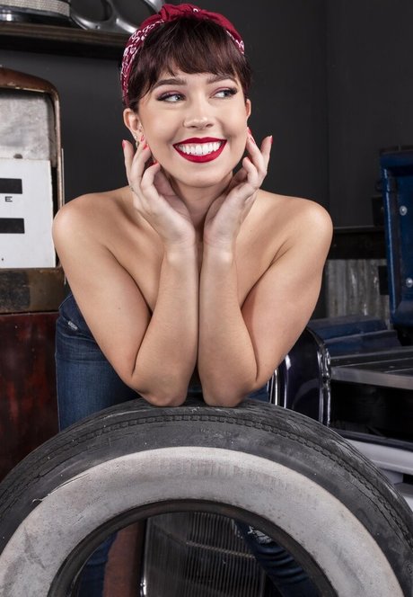 Alli Peach Hamilton Quick photo