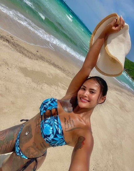 Asian Kylie star best pictures