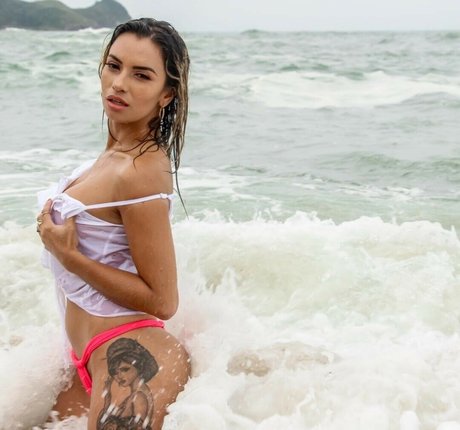 Milena Freitas model free photo