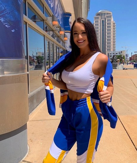 Rachel Stuhlmann nice model photos